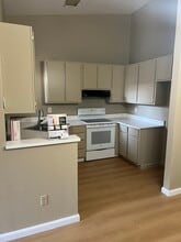 Building Photo - 7 Lancaster Cir