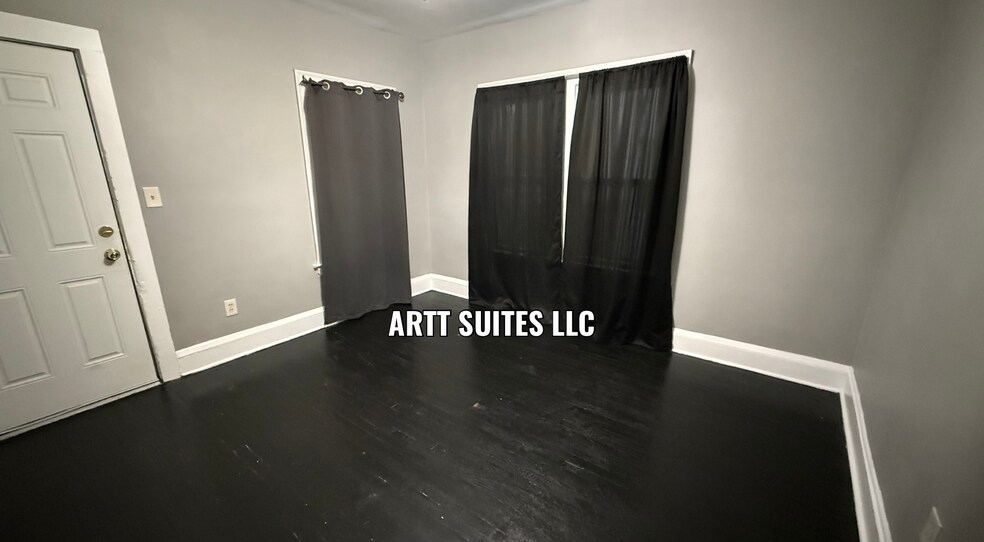 Bedroom 2 - 15987 Nelamere Rd