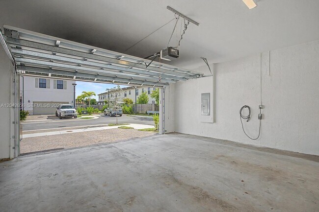 Building Photo - 13170 SW 232nd Ln