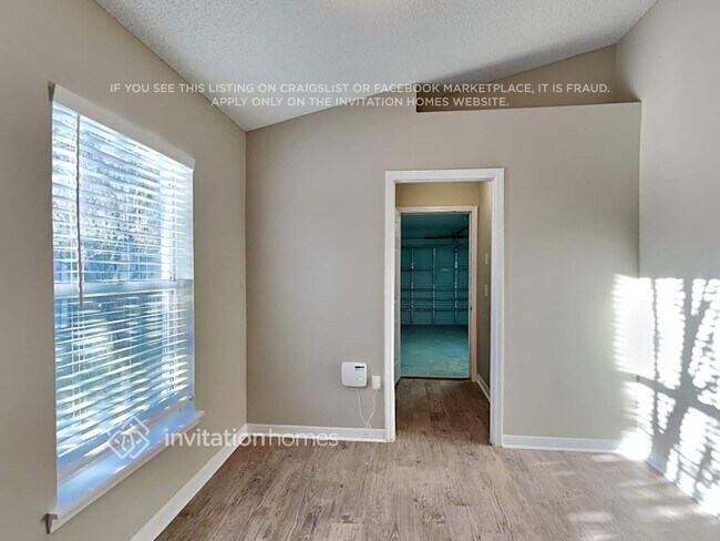 Building Photo - 3401 Volley Ct