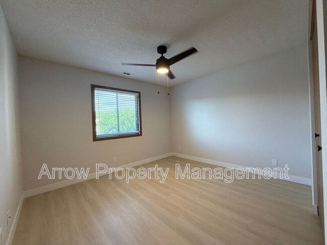 Building Photo - 2380 N 44th St