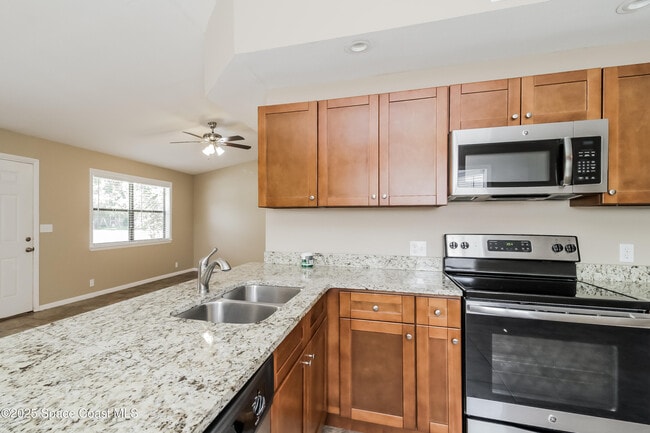Building Photo - 4525 Sugartown St