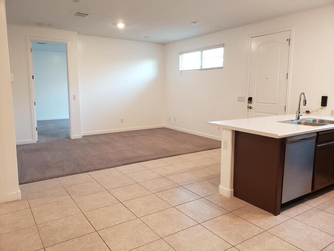 Building Photo - 4206 S 96th Ln