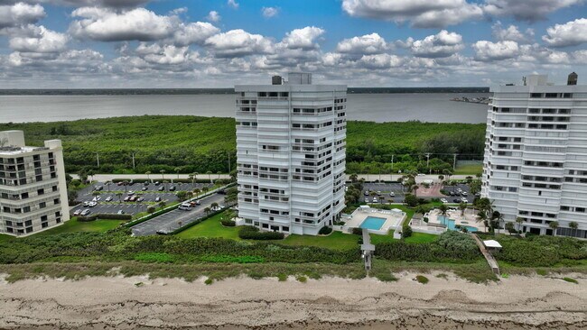 Building Photo - 9960 S Ocean Dr