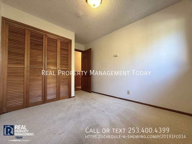 Building Photo - 10922 Greengate Ln SW