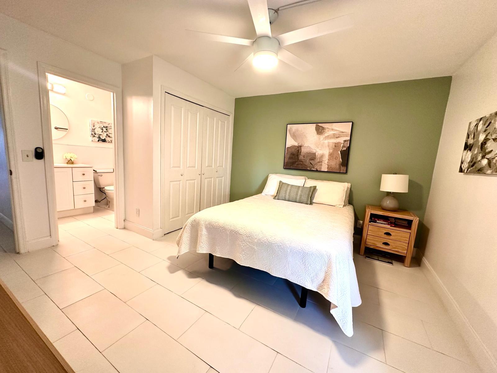Building Photo - 160 Cypress Point Dr
