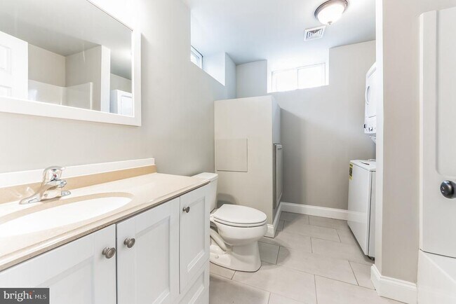 Building Photo - 1316 Butler Pike