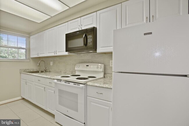 Building Photo - 2919 Willston Pl