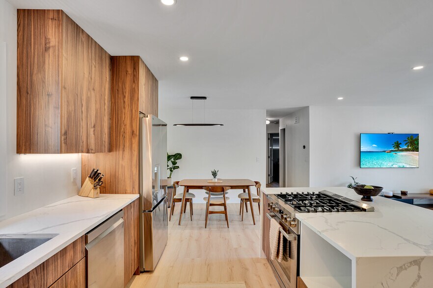 Building Photo - 3412 W 132nd St