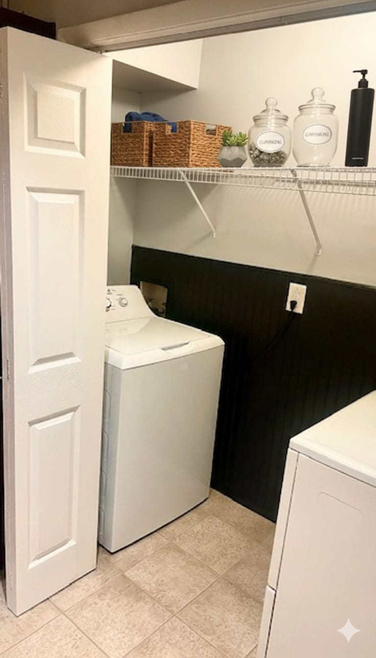 Building Photo - 903 Summit North Dr NE