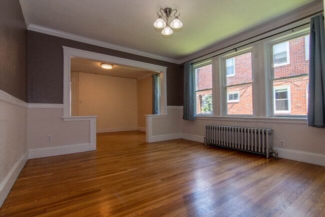 Building Photo - 86 Colborne Rd