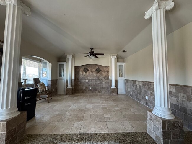 Building Photo - Stunning Waterfront Home in Spring Valley ...