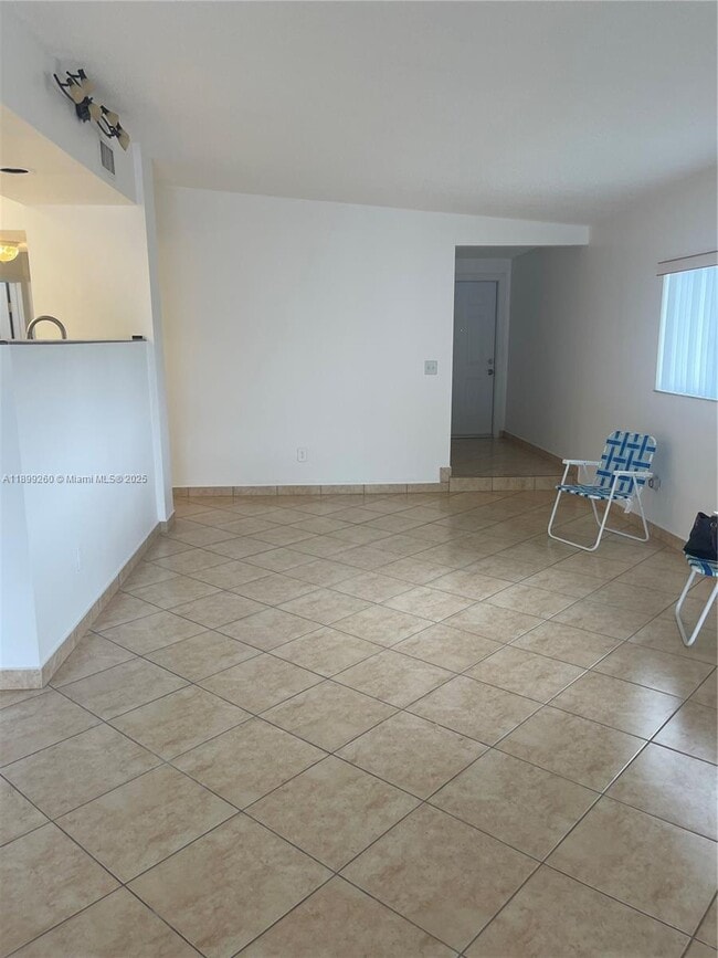 Building Photo - 7351 SW 105th Pl