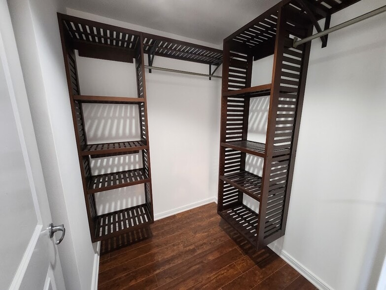 Guest Room Closet - 285 Centennial Olympic Park Dr NW