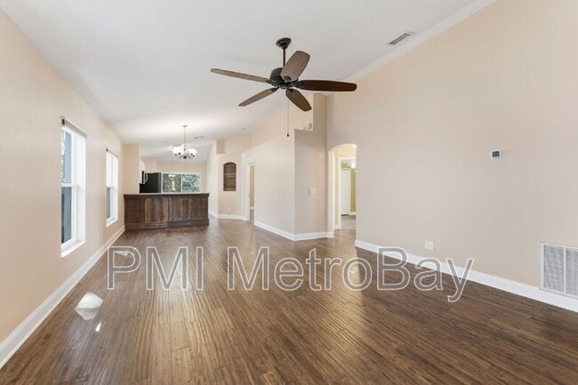 Building Photo - 15016 Deer Meadow Dr