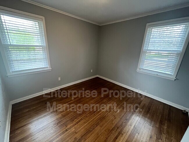 Building Photo - 1215 Mt Moriah Rd