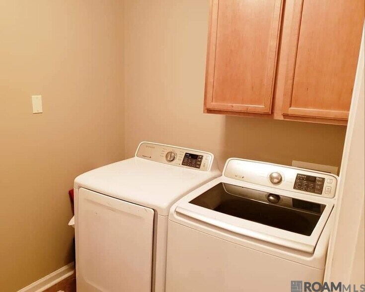 Building Photo - 14364 Summerset Dr