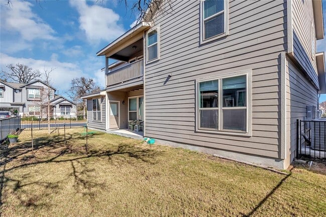 Building Photo - 9302 McKnight Loop