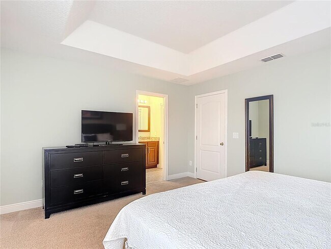 Building Photo - 8149 Roseville Blvd