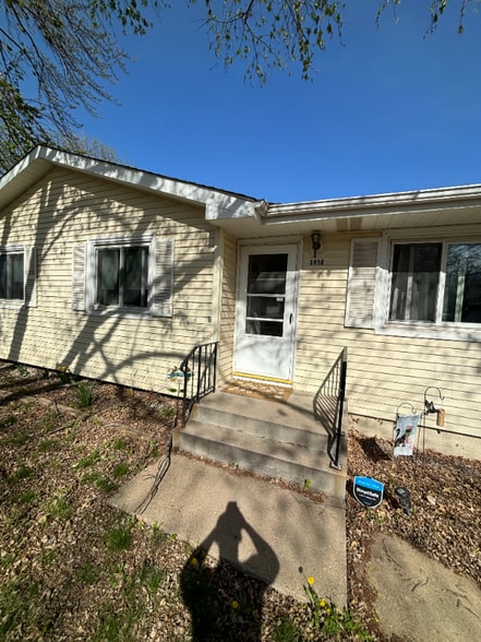 Primary Photo - 1416 SW 15th St