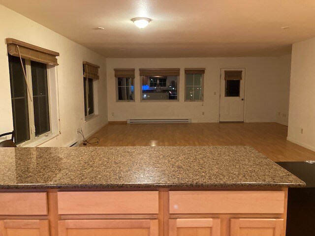 Building Photo - 813 Castello Ave