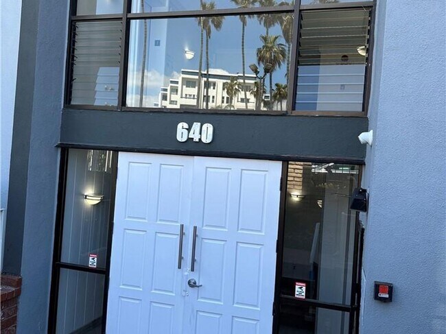 Building Photo - 640 The Village