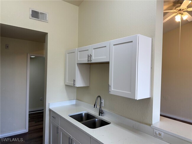 Building Photo - 7985 Preserve Cir