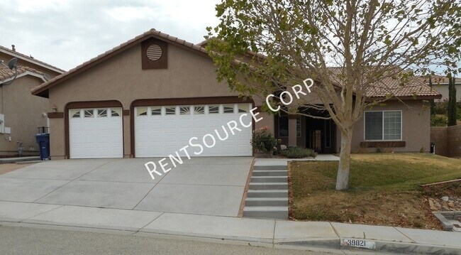 Primary Photo - 39821 Sunstar St