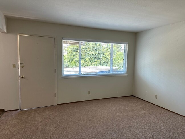 Building Photo - 1147 Leigh Ave