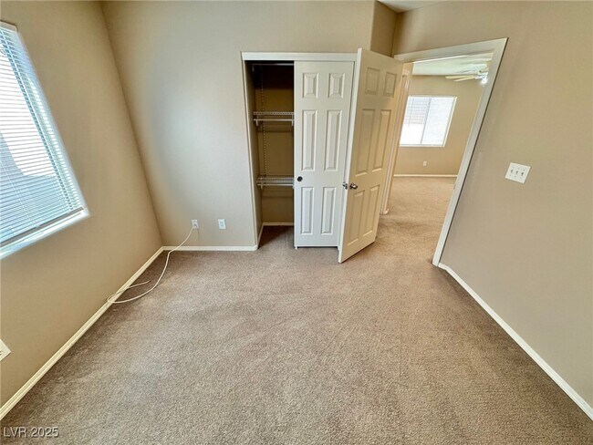 Building Photo - 10533 Kivas Ct