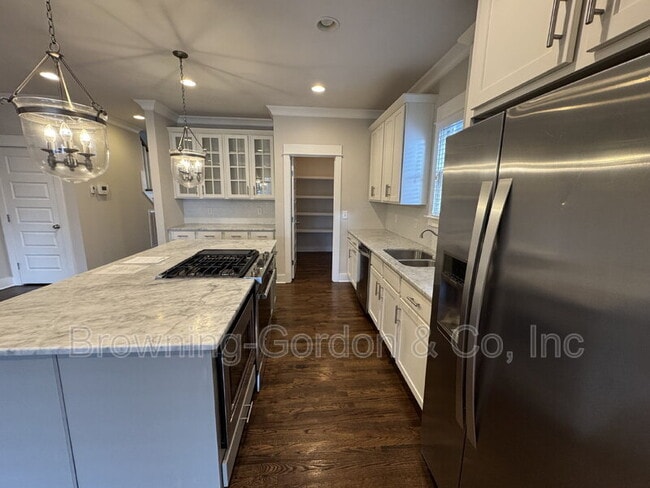 Building Photo - 1714 B Straightway Ave