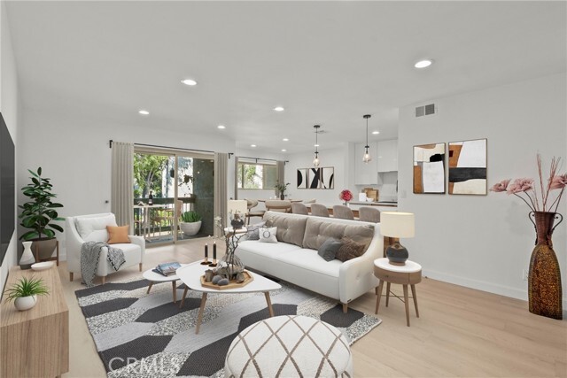 Building Photo - 23675 Park Capri