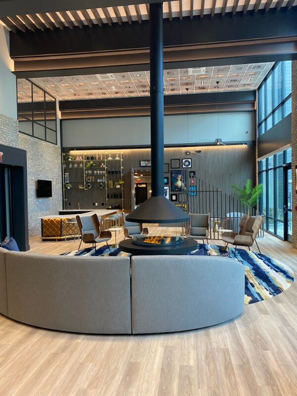 Building Photo - 86 Midtown Bridge St