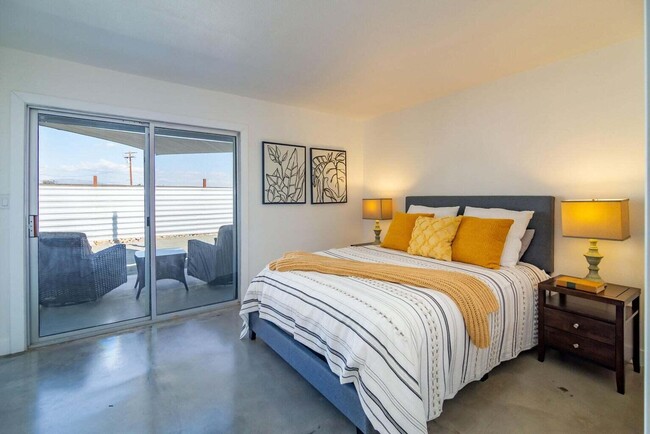 Building Photo - 61455 Adobe Dr