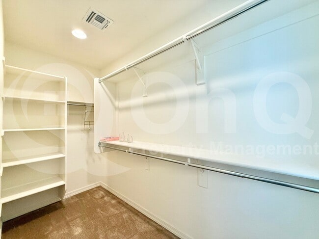Building Photo - 3706 S 57th Ln