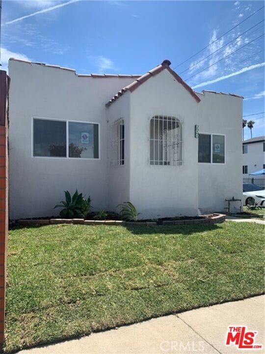 Building Photo - 800 E 83rd St