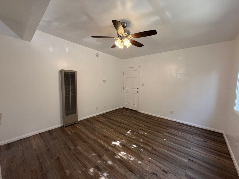 Building Photo - 12017 Washington Pl