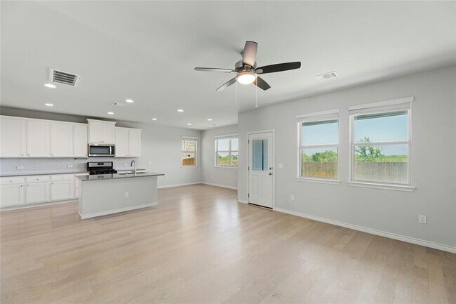 Building Photo - 11805 Caithness Way