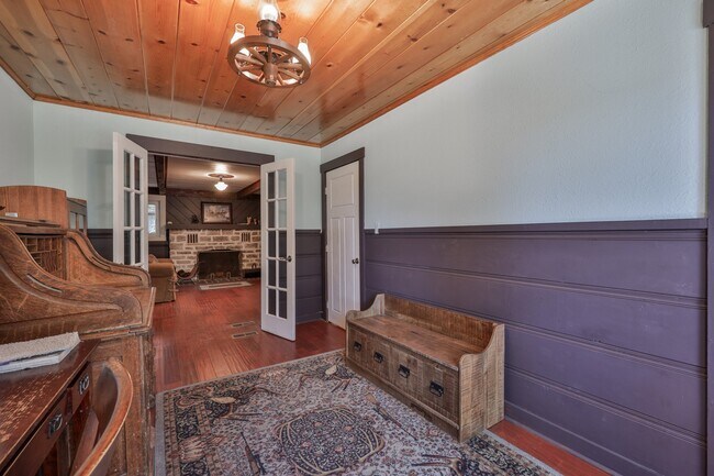 Building Photo - 26316 CA-189