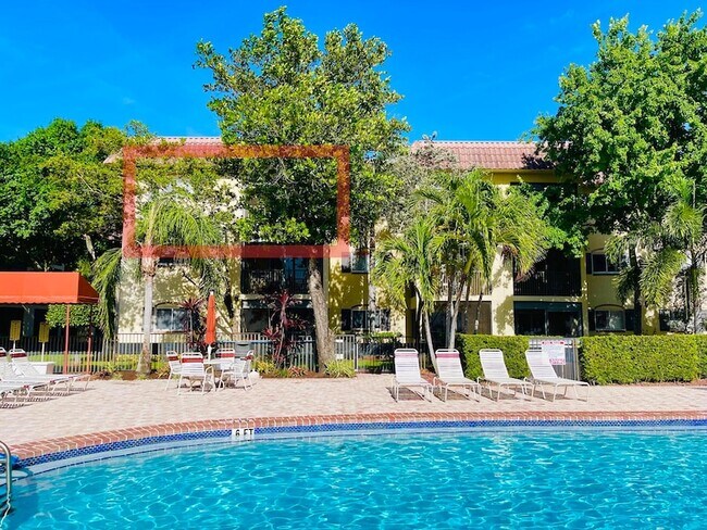 Building Photo - 257 S Cypress Rd