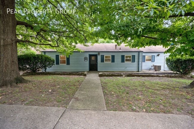 Primary Photo - 2533 Ravine St