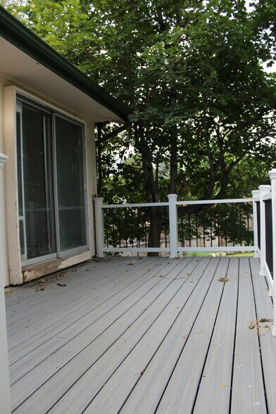 Building Photo - 6684 Zang Ct