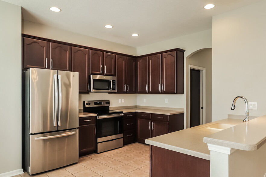 Building Photo - 1119 Windton Oak Dr