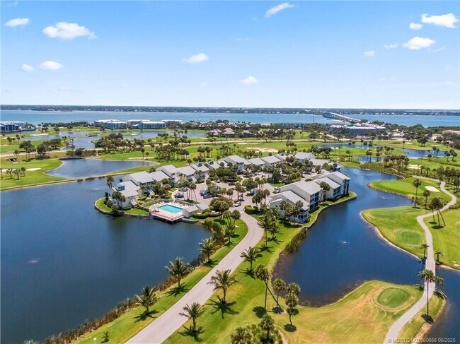 Building Photo - 5571 NE Gulfstream Way