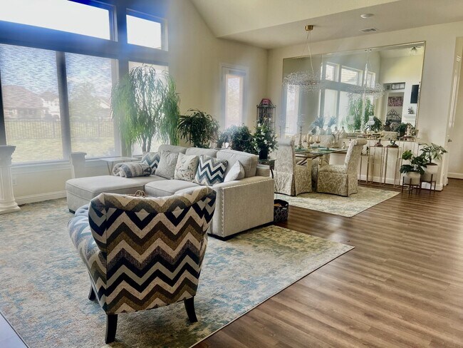 Building Photo - 2349 Blue Sail Dr