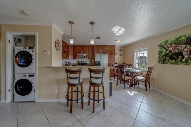 Building Photo - 5196 Beach Dr SE