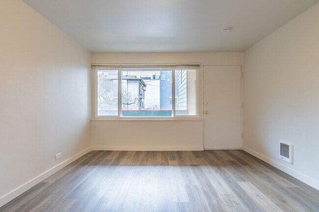 Interior Photo - Studio In Central West Seattle