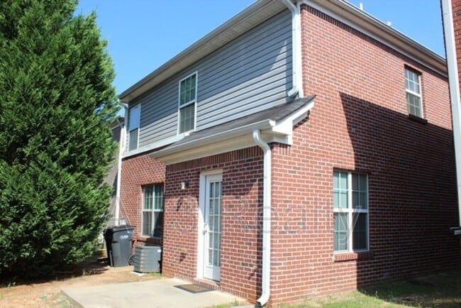 Building Photo - 1130 Dunaway Dr