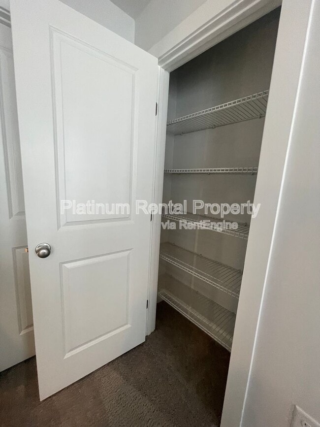 Building Photo - 2312 Echelon Ln