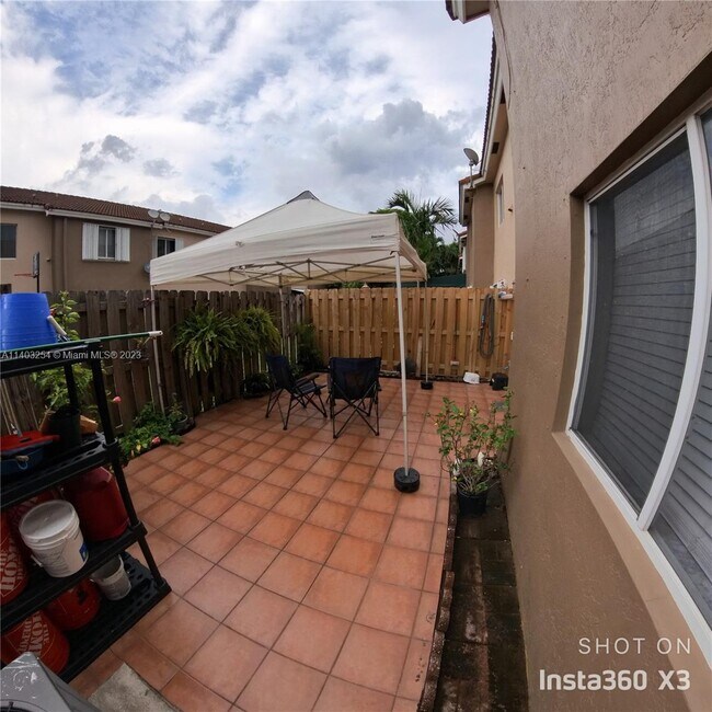 Building Photo - 13165 SW 64th Terrace